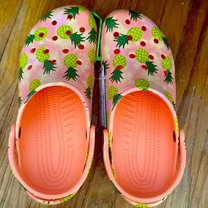 NWT Crocs unisex men’s 9 women’s 11